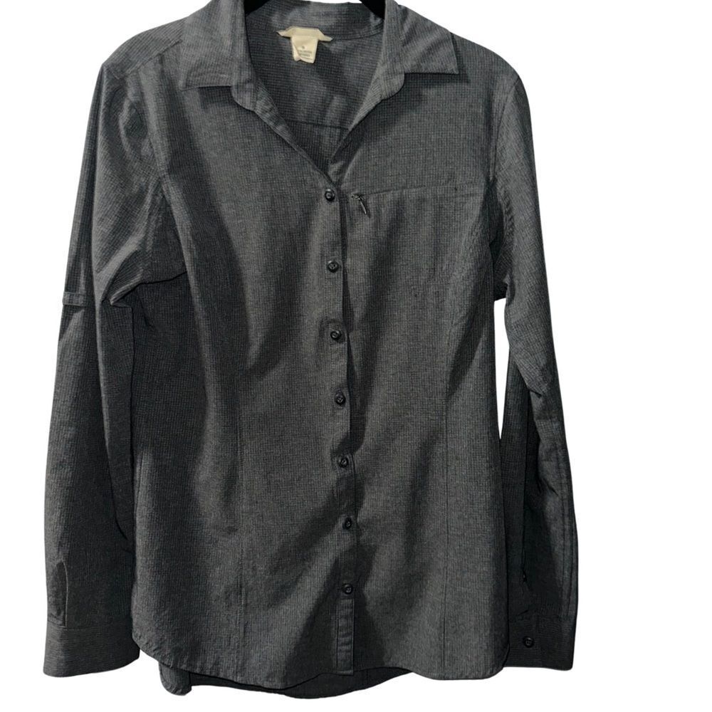 Duluth Trading Co. button down top‎